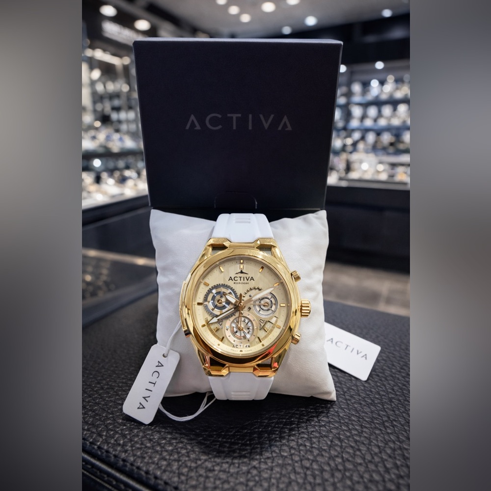 Invicta Gold and White Men's Watch